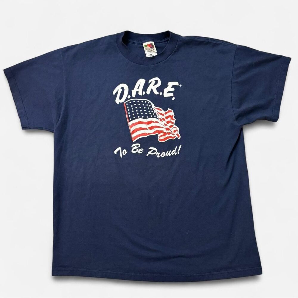 Fruit-of-the-loom Men's Navy and Blue T-shirt